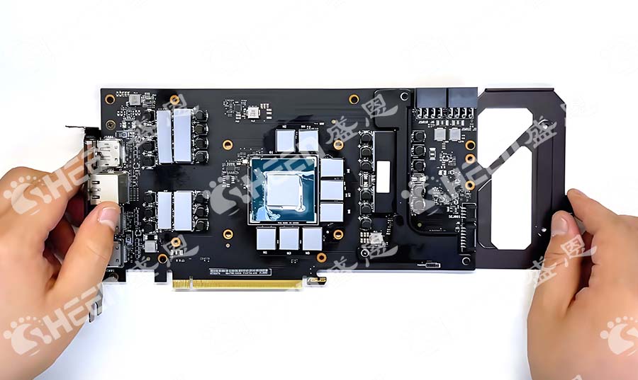 顯卡導(dǎo)熱墊片.jpg 顯卡導(dǎo)熱墊片.jpg